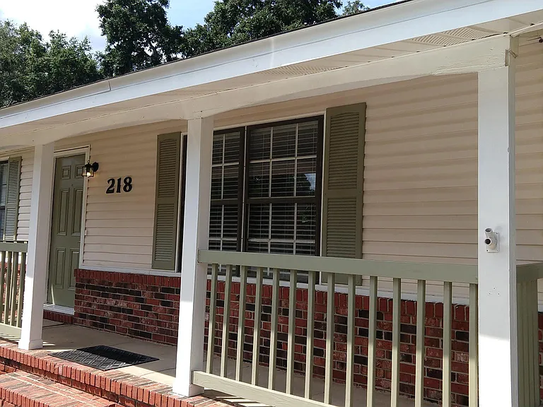 218 Betty Rd — Photo 2