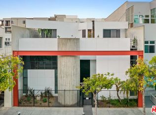 1415 6th St, Santa Monica, CA 90401