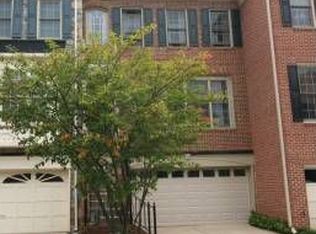 1165 Regal Oak Dr, Rockville, MD 20852