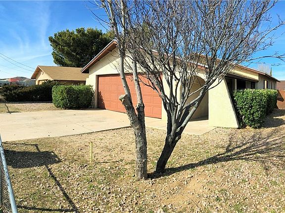 2nd image of 1931 Lucille Ave