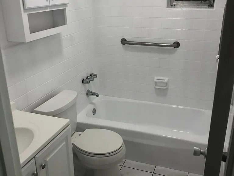 7047 Merrick Ln — Photo 22