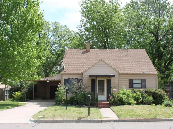 1506 Circle Dr, Woodward, OK 73801