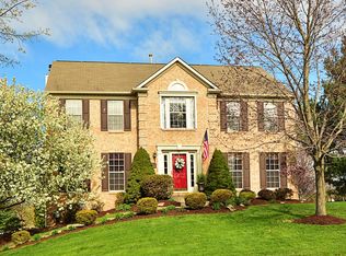 141 Vista Dr, Canonsburg, PA