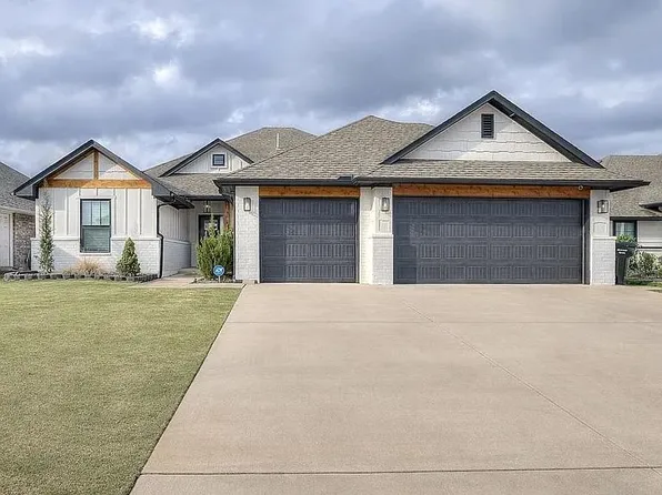 (undisclosed Address), Moore, OK 73160