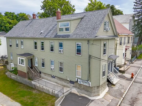 22 Grand St, Lowell, MA 01851