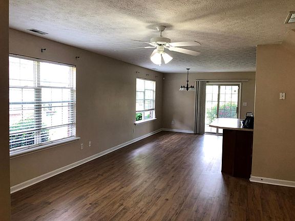 4th image of 5915 Dewitt Dr
