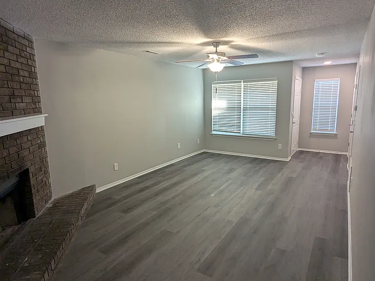 1978 E Wilkins Pl — Photo 17