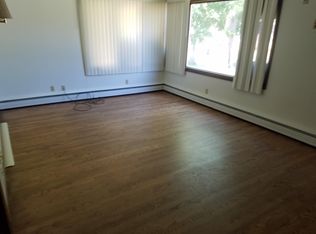 827 N 15th St, Bismarck, ND 58501