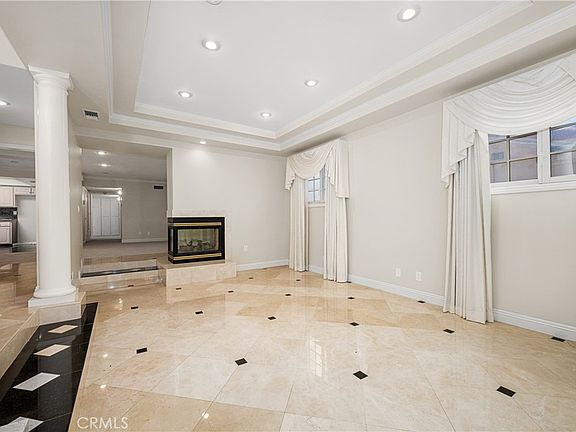 4th image of 3622 Pacific Ave