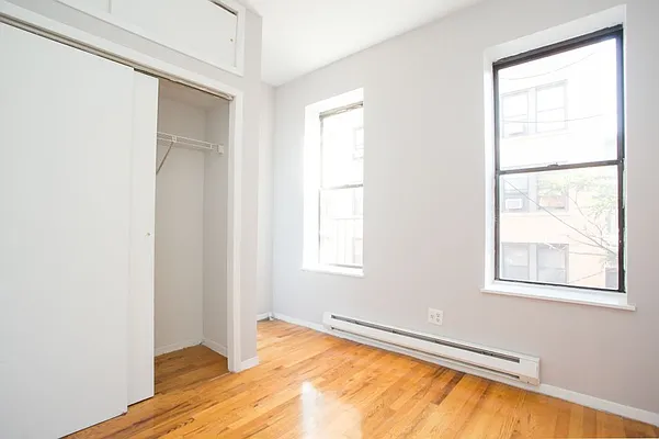 Rented by MNS Marketing | media 7