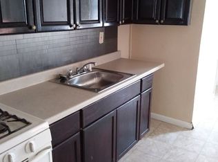 87 W Weaver St, Philadelphia, PA 19119