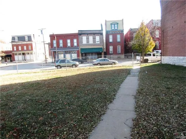 2805 McNair Ave, Saint Louis, MO 63118