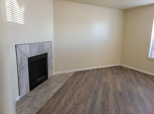 137 Altez St NE APT 2, Albuquerque, NM 87123