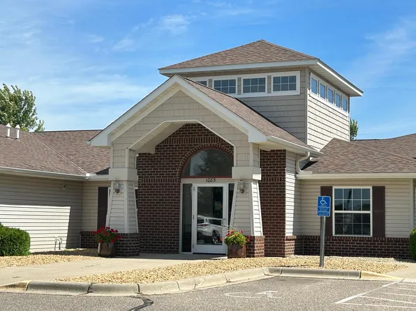 1085 Dale St SW APT 129, Hutchinson, MN 55350