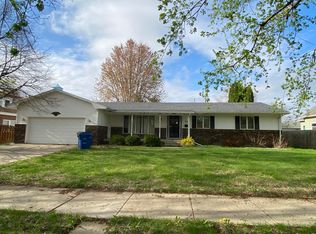 706 E 6th Ave, Mitchell, SD 57301