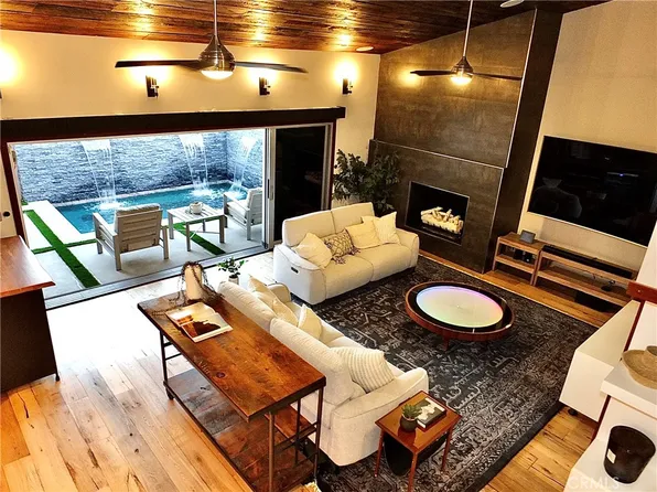 56 The Colonnade, Long Beach, CA 90803