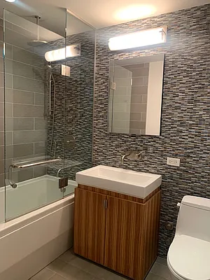 Rented by Isley Residential | media 11