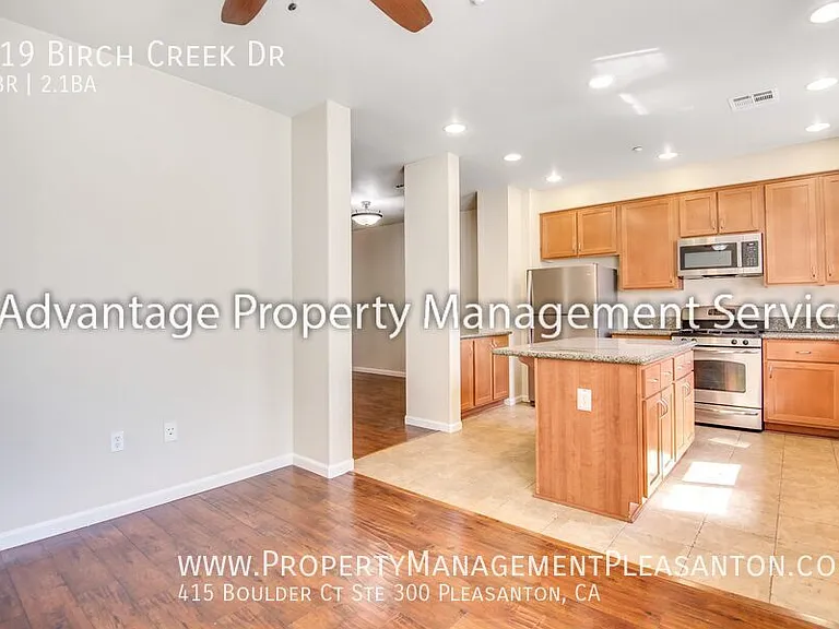 219 Birch Creek Dr — Photo 5