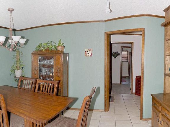 5th image of 4403 Parkhurst Dr