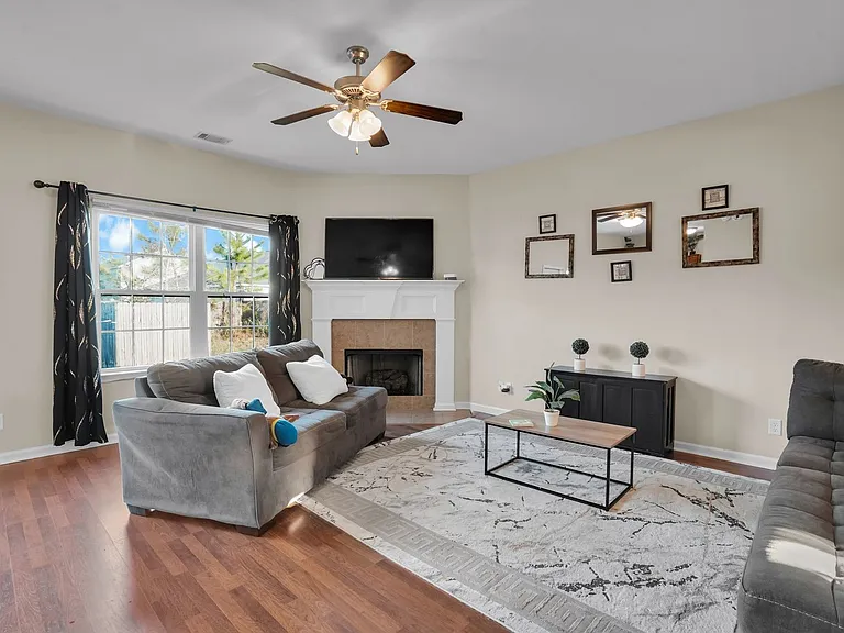 1404 Evergreen Trl — Photo 12