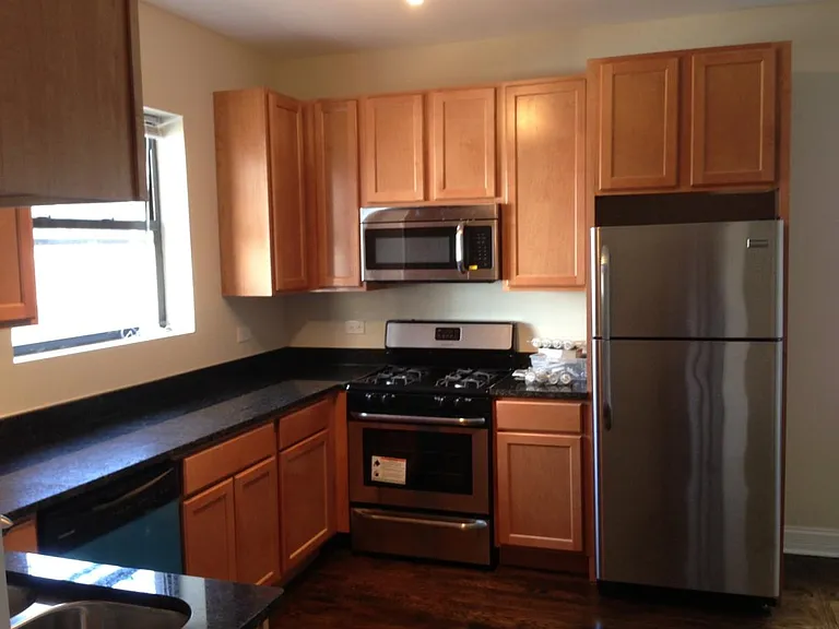1548 W Arthur Ave #2 — Photo 1