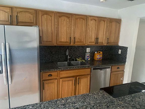 2nd image of 5505 Bluejack Oak Cir