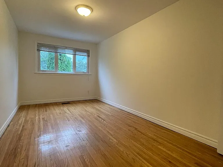 135 Avondale Blvd #MAIN — Photo 8