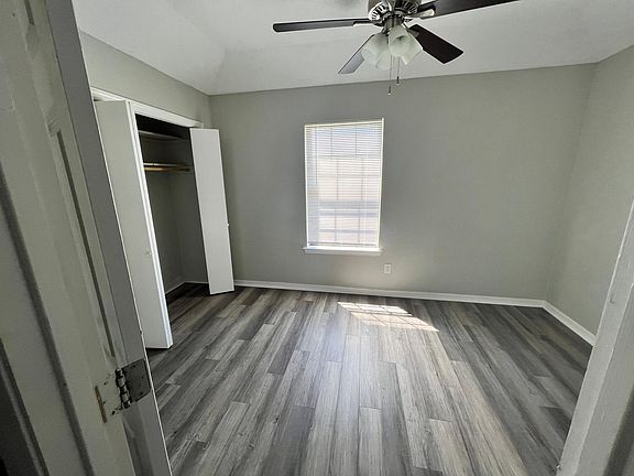 3rd image of 4043 Gossett Dr