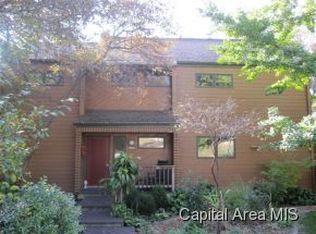 2 Blackberry Run, Springfield, IL 62704