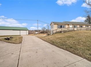 2609 E Allen Rd, Howell, MI 48855