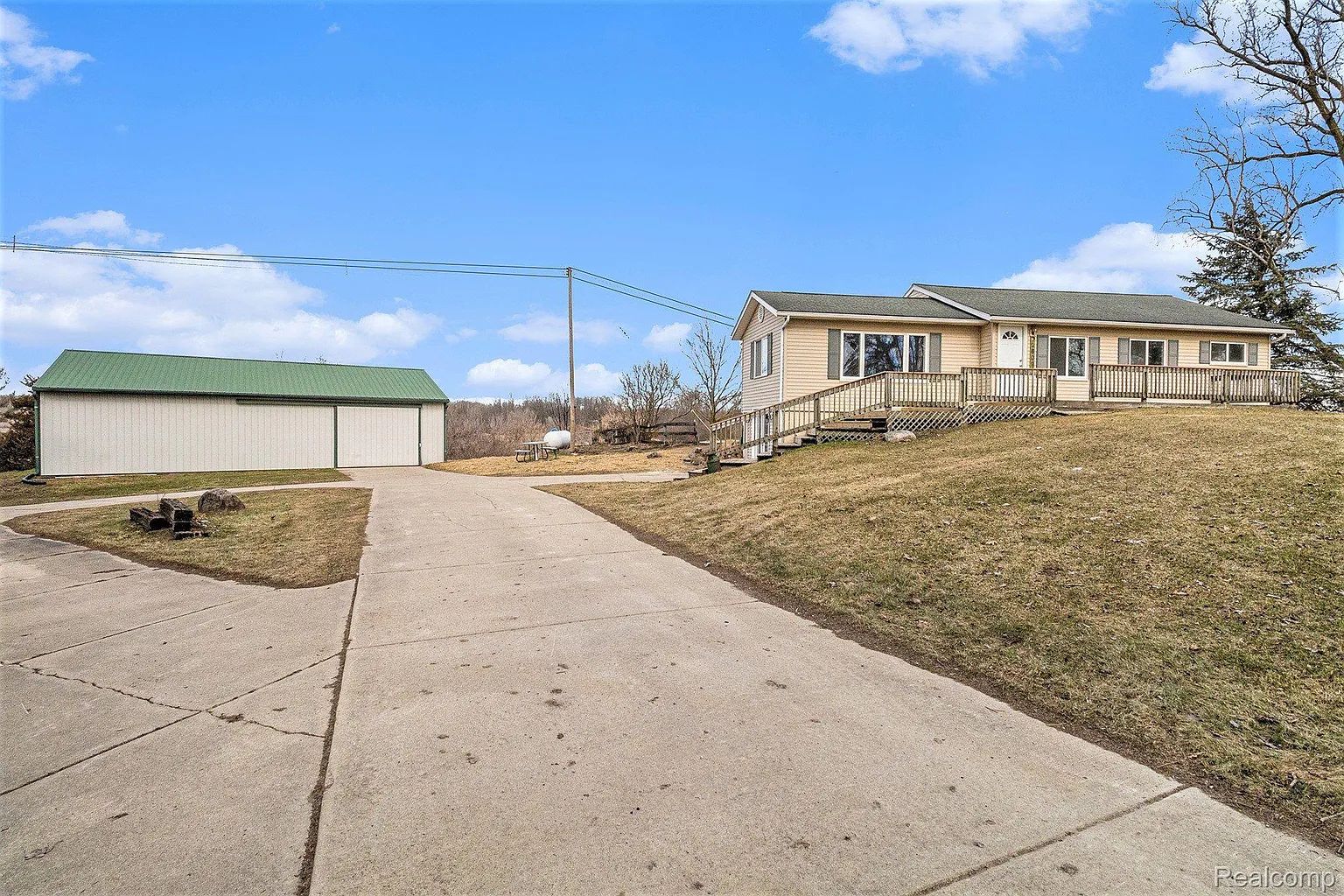 2609 E Allen Rd photo 1