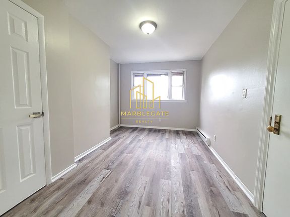 3rd image of 216 Fairmount Ave #2A