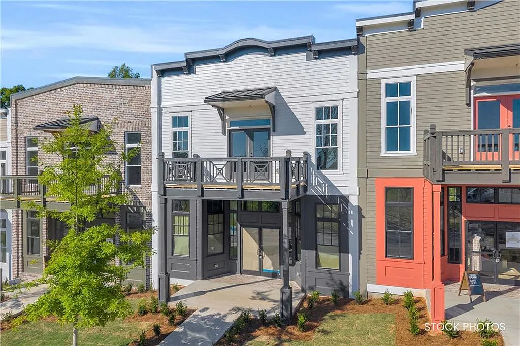2 bed, 2.0 bath, 1350 sqft, $2,500 — Photo 2