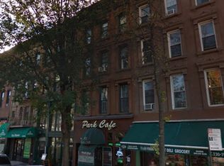 82 7th Ave, Brooklyn, NY 11217