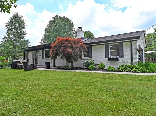 1113 Courtland Dr, Batavia, OH 45103