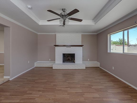 3rd image of 1013 N Los Olivos Dr