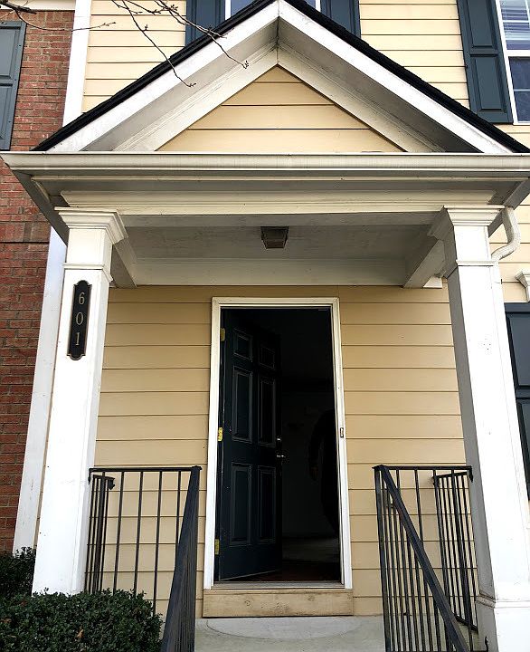 1st image of 601 Market Place Ln