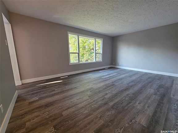 5th image of 1422 Crawford AVENUE