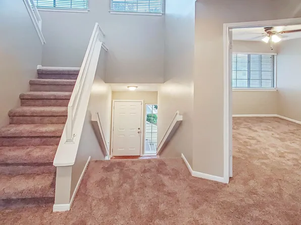 1155 Old Monrovia Rd NW APT 9J, Huntsville, AL 35806