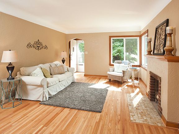 2nd image of 4556 31st Ave S