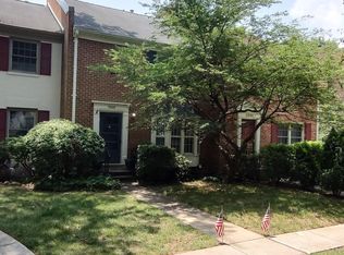 5946 Seabright Rd, Springfield, VA 22152