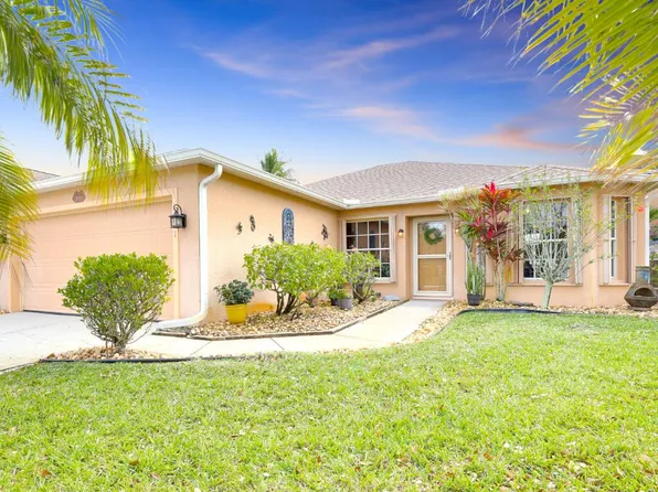 1721 Sun Gazer Dr, Rockledge, FL 32955