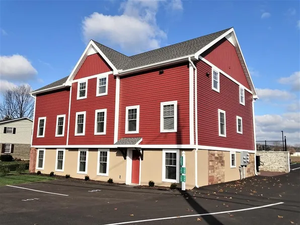 2061 W Main St APT 101, Ephrata, PA 17522
