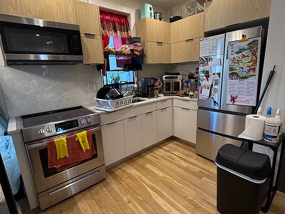 3rd image of 55 Veronica Pl APT 3B