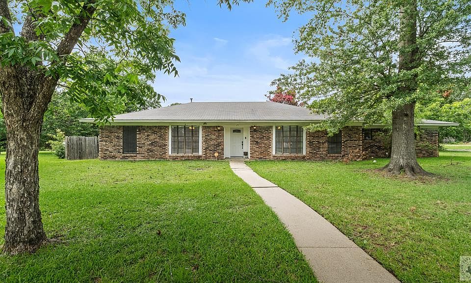 1st image of 29 Heatherwood Dr