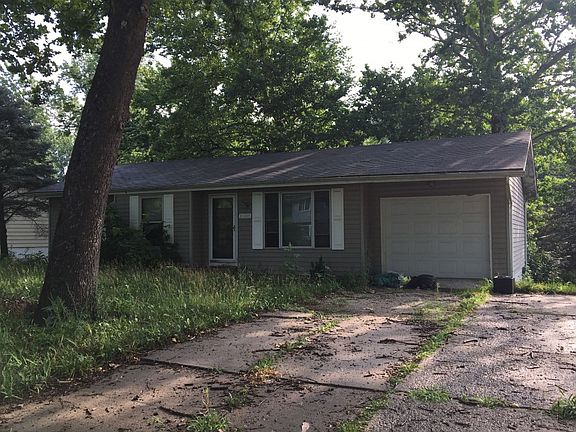2nd image of 1533 N 75th Dr