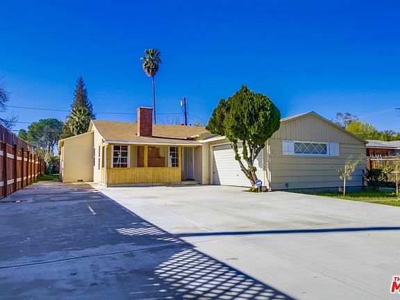 3rd image of 6037 Fallbrook Ave