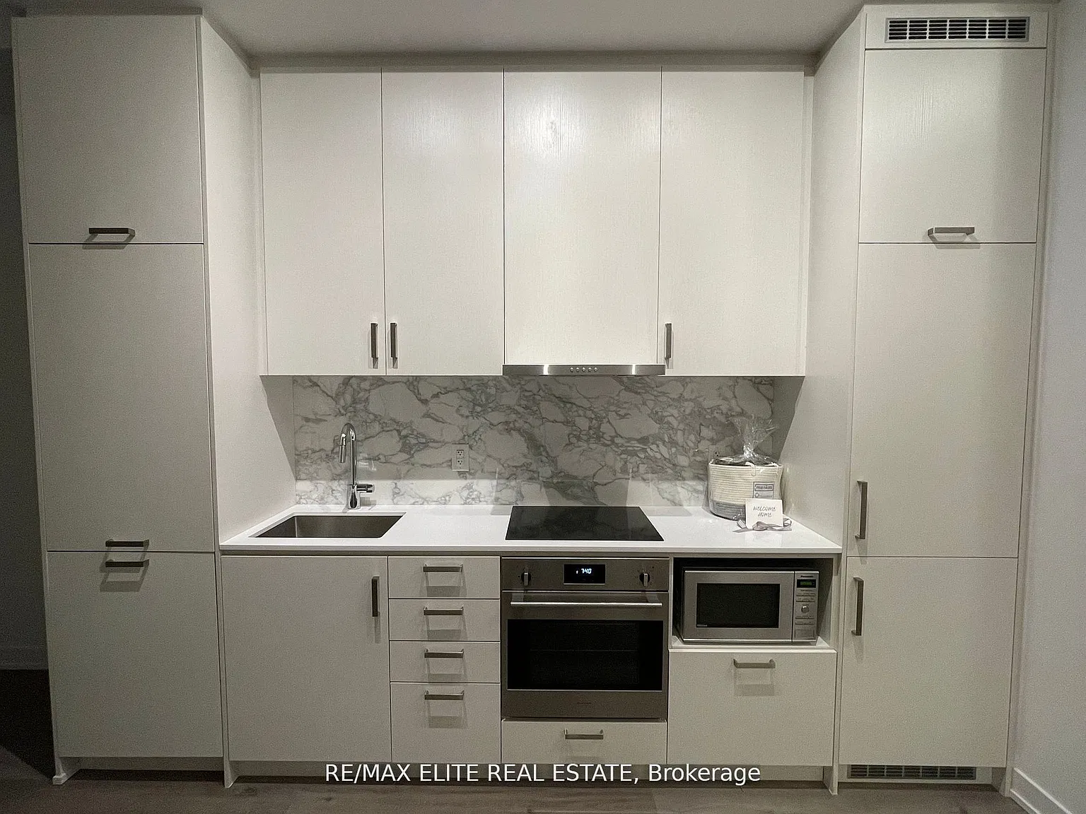 2 bed, $2,000 — Photo 2
