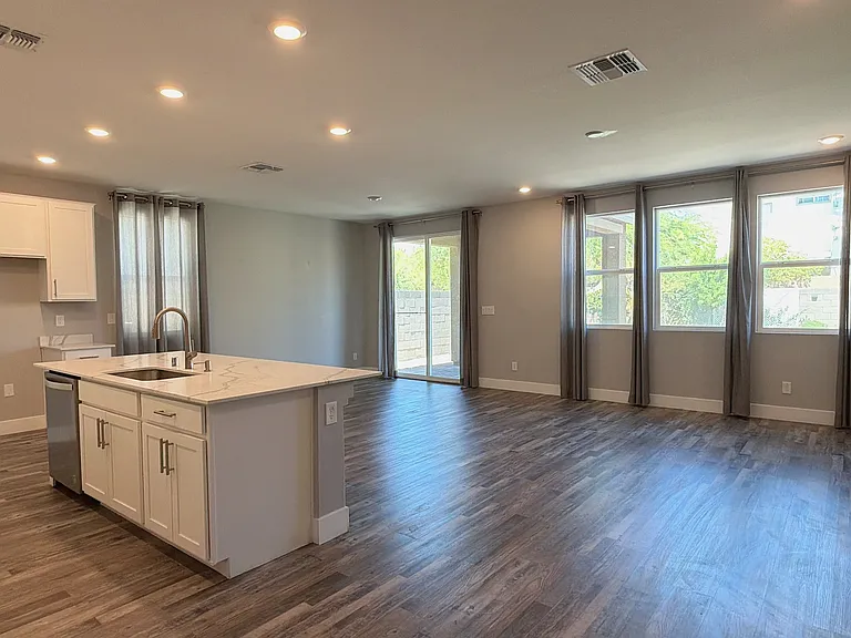 8726 Sand Verbena Ave — Photo 3
