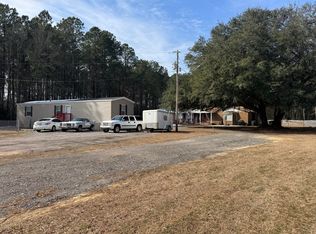 123 Chavis Ln, Moncks Corner, SC 29461